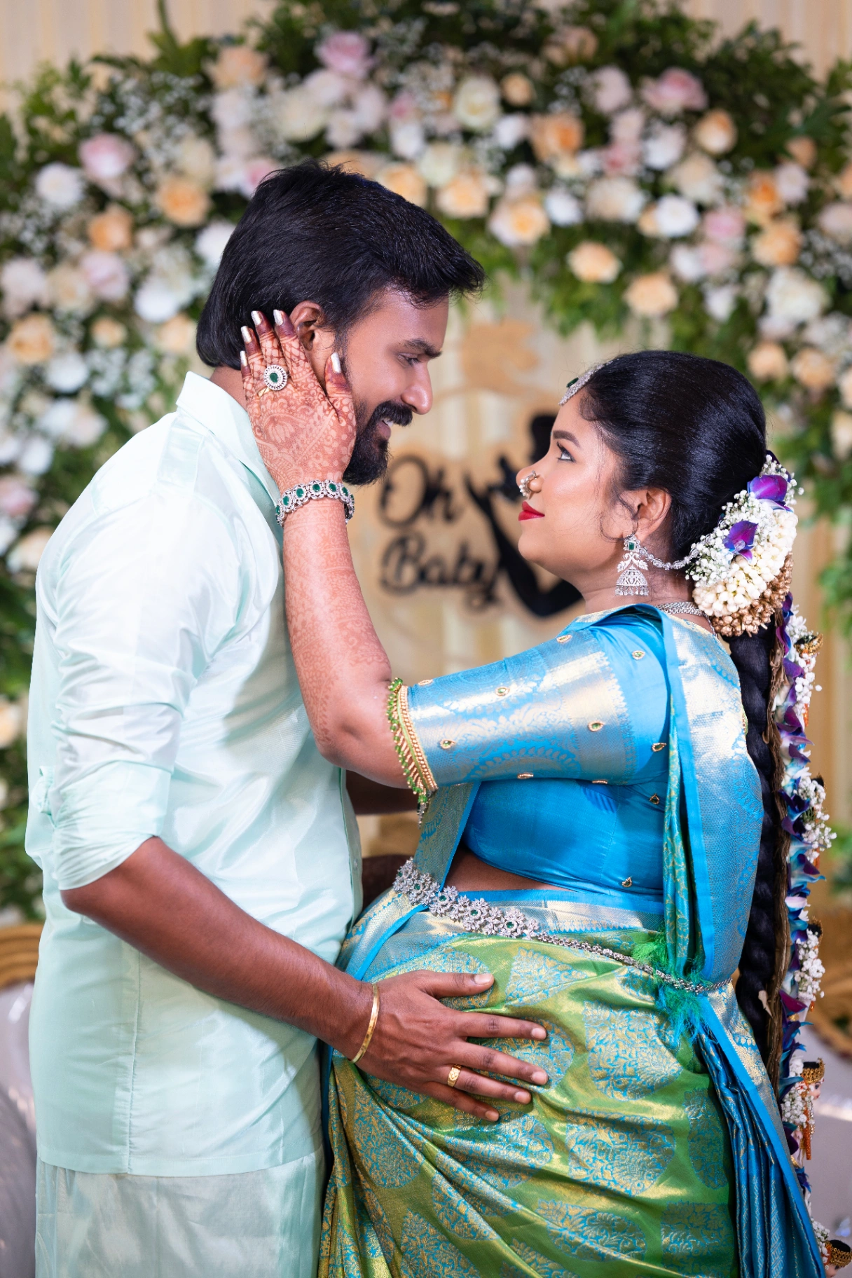 Traditional Valaikappu and Seemantham baby shower ceremony by AP Photography in Hosur (#4)