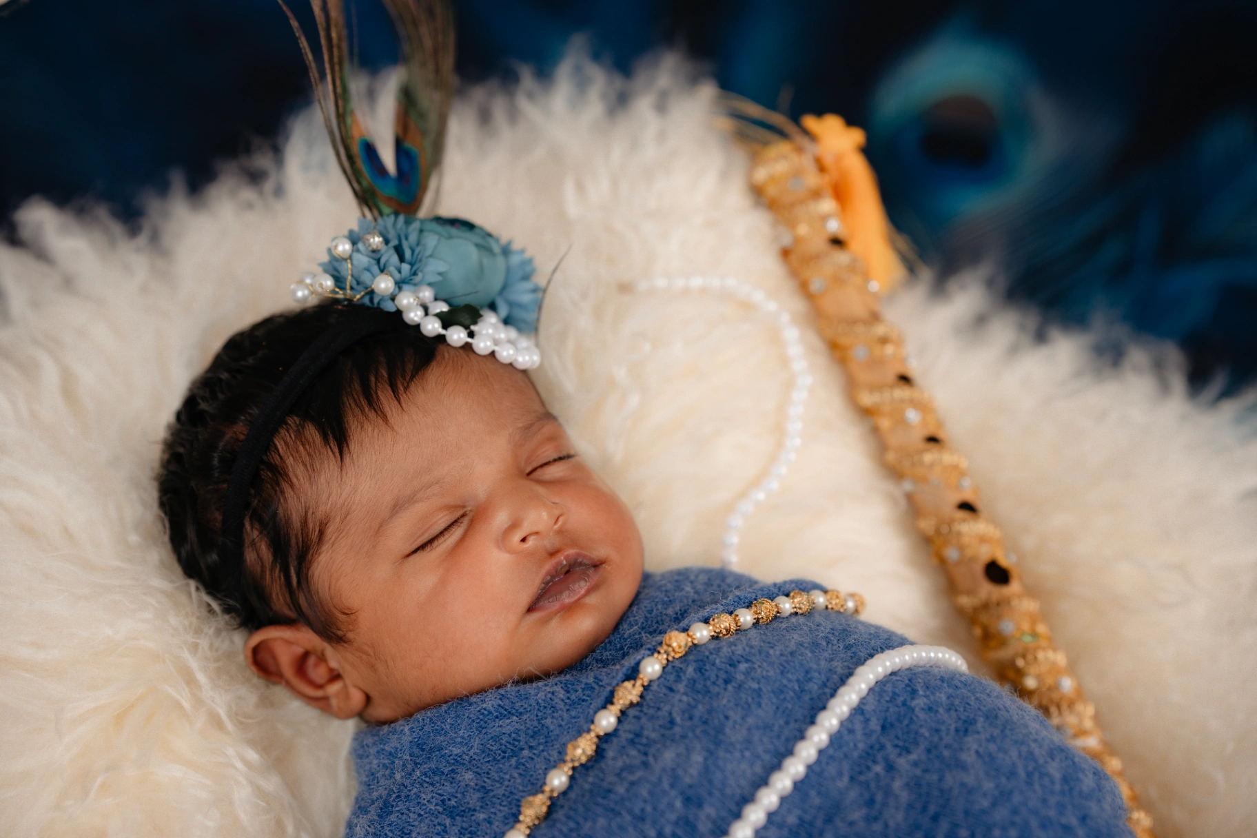 First birthday milestone and baby cake smash portrait by AP Photography in Hosur (#17)