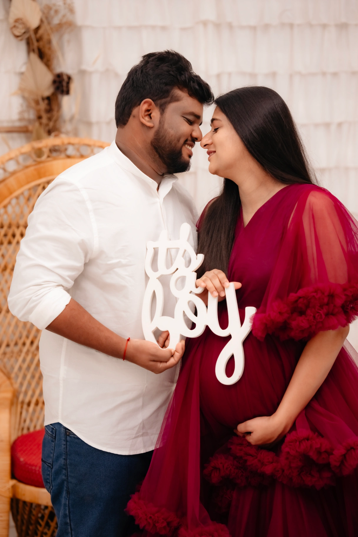Natural light maternity pregnancy portrait by AP Photography in Hosur (#10)