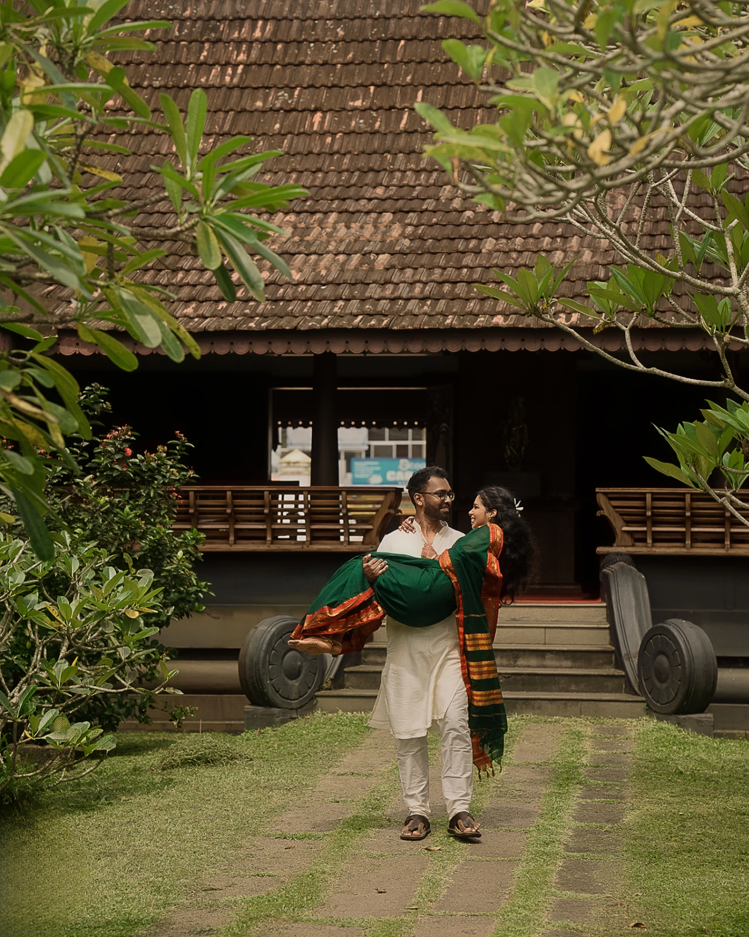 Romantic outdoor pre-wedding couple photoshoot by AP Photography in Hosur (#17)
