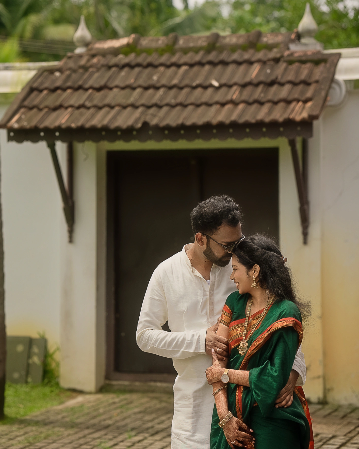 Romantic outdoor pre-wedding couple photoshoot by AP Photography in Hosur (#15)