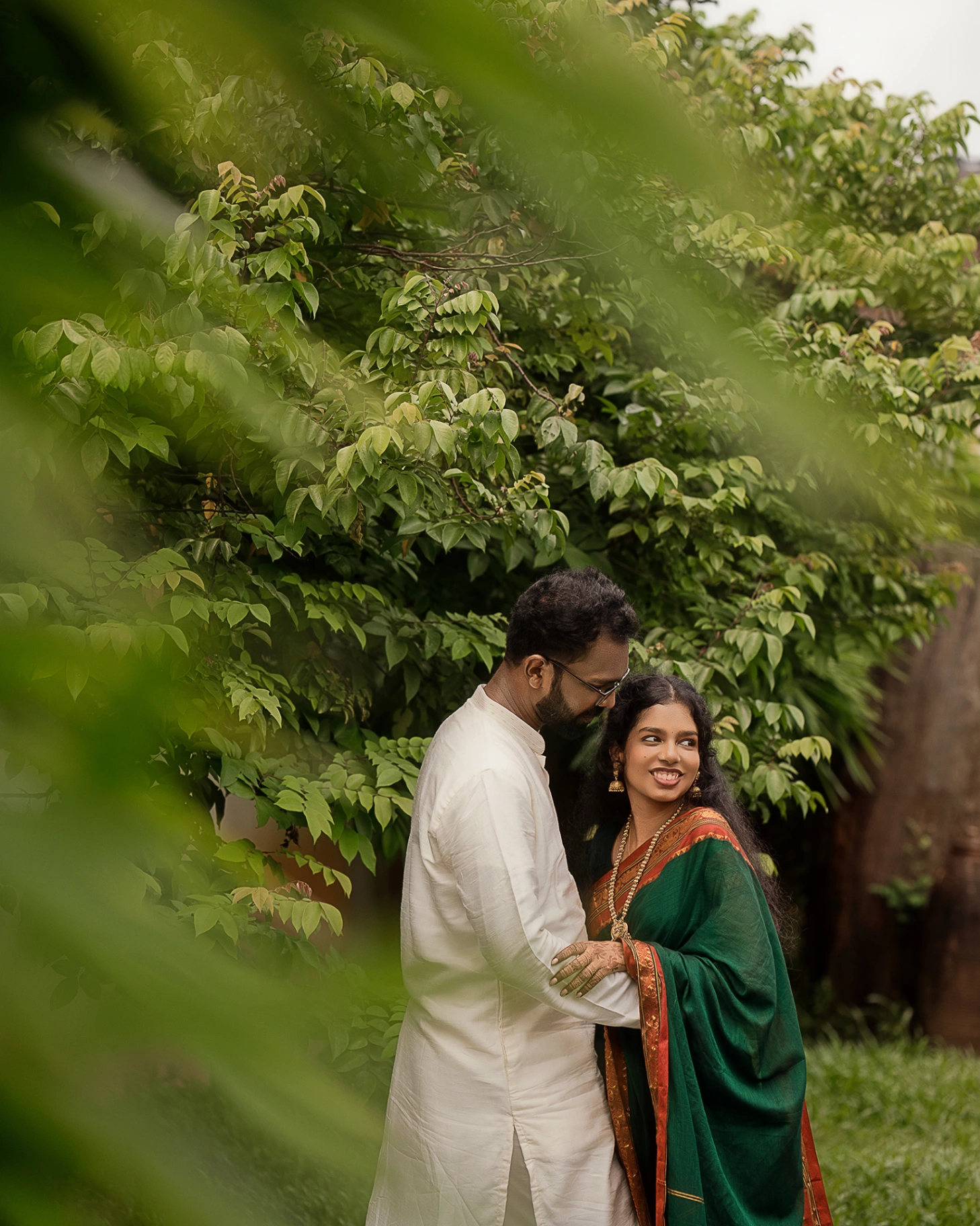 Romantic outdoor pre-wedding couple photoshoot by AP Photography in Hosur (#13)