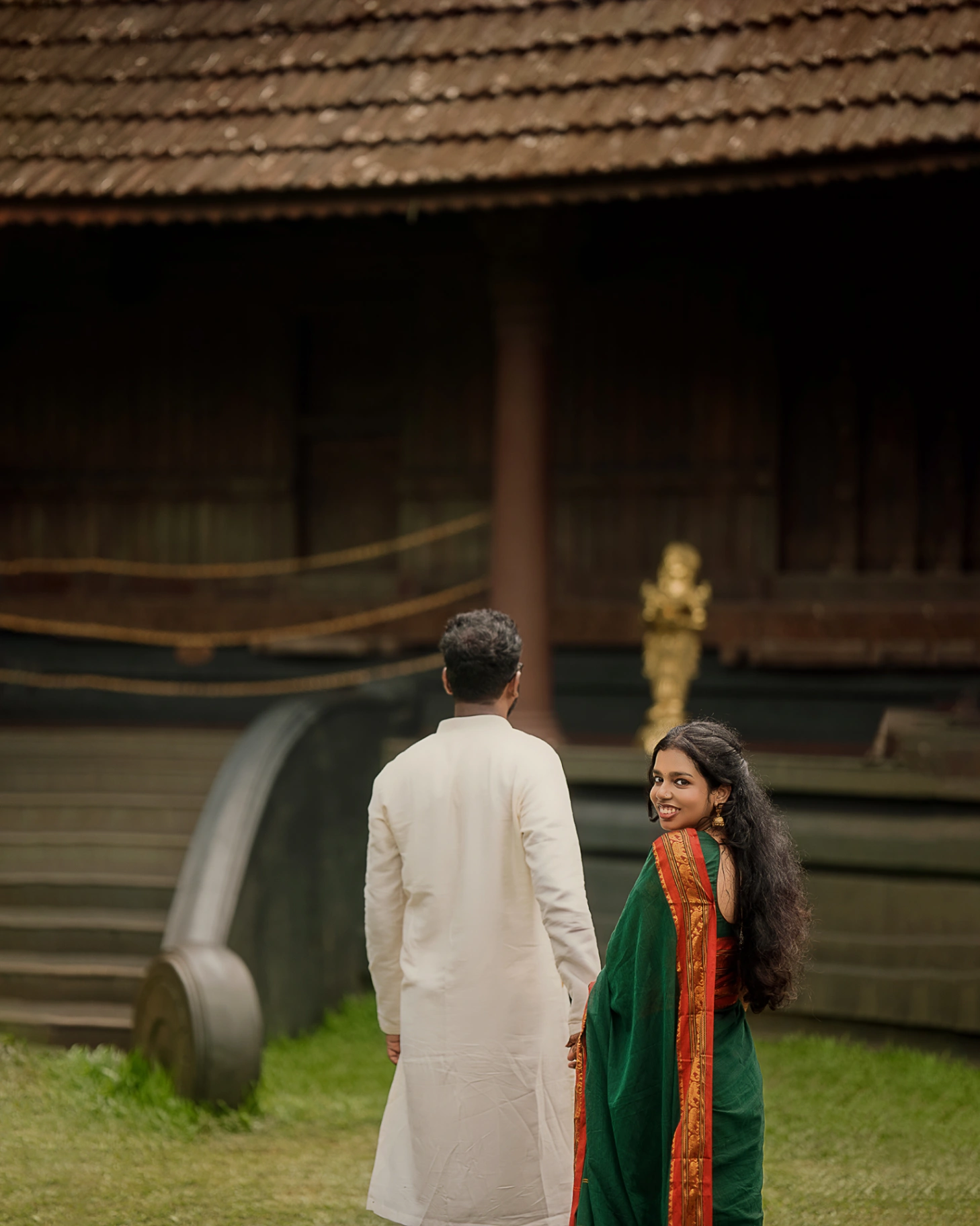 Romantic outdoor pre-wedding couple photoshoot by AP Photography in Hosur (#10)